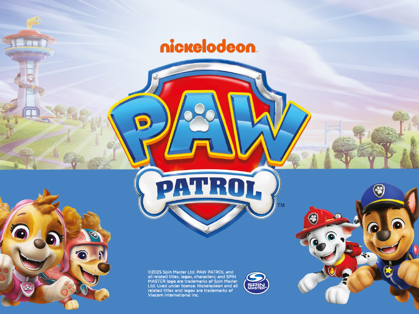Логото на Paw Patrol с героите Скай, Еверест, Маршал и Чейс, на фона на Кулата за наблюдение.